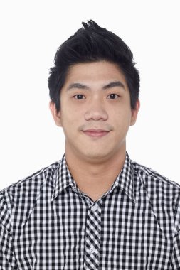 Beyaz arka planda izole edilmiş bir adamın yüz ifadesi