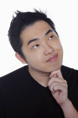 Beyaz arka planda izole edilmiş bir adamın yüz ifadesi