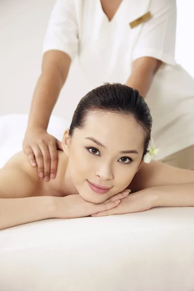 Woman Enjoying Body Massage — Stock Photo, Image