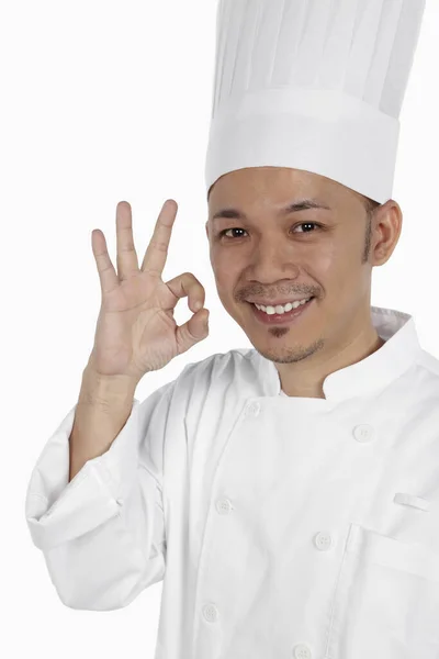 Chef Asiatique Montrant Signal Main — Photo