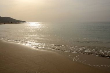 Sardunya Ekim gün batımı geç