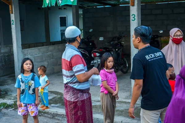 Social Service Dela Gratis Mat Månaden Ramadan Takjil Gatan Yogyakarta — Stockfoto