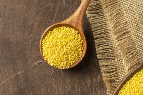 Bir sürü besleyici darı