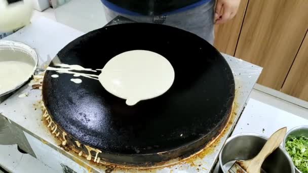 Tianjin Pannenkoek Een Traditionele Chinese Snack — Stockvideo