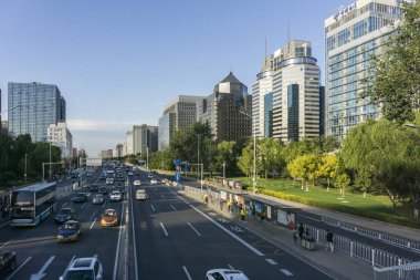 Pekin, Çin - 8 Ekim 2018: Pekin Batı İkinci Çevre Yolu Finans Caddesi