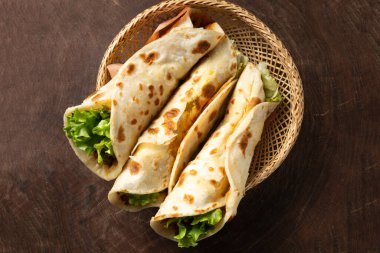 Henan atıştırmalıkları, yumurta dolgulu kekler.