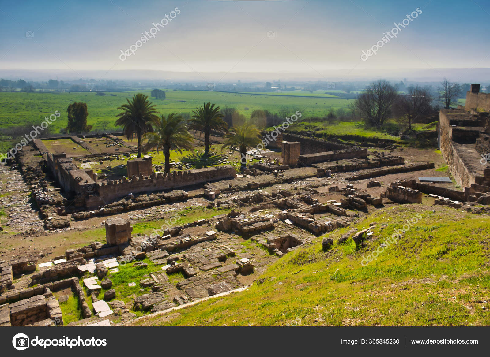 Archäologisches Ensemble Von Medina Azhara Rundblick ...