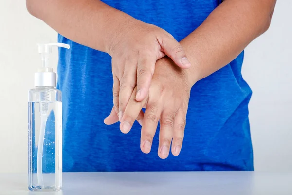 Mycie Rąk Alkoholem Umieścić Dłoni Pocierać Całej Dłoni Tył Dłoni — Zdjęcie stockowe