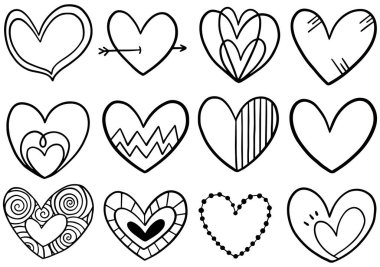 Beyaz arkaplana izole edilmiş el çizimi karalama kalpleri koleksiyonu