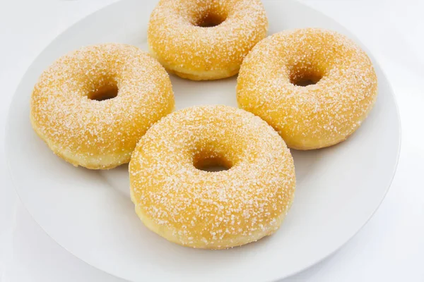 Несколько Сахарных Пончиков Тарелке — стоковое фото