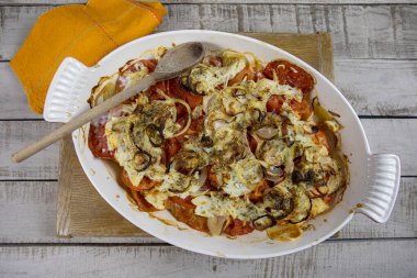 Bir tabakta Portekiz morinası