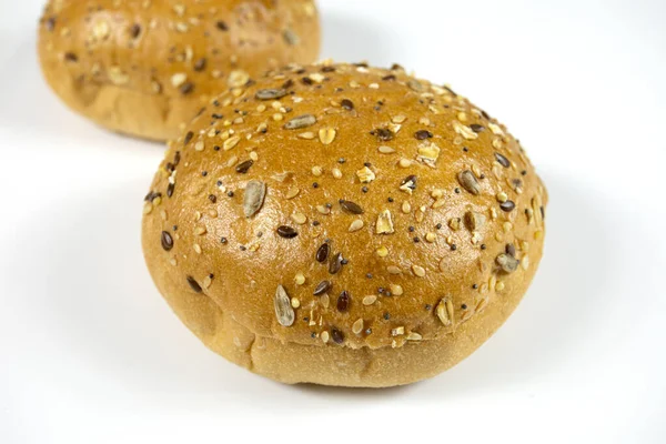Ψωμί Χάμπουργκερ Δημητριακών Λευκό Φόντο — Φωτογραφία Αρχείου