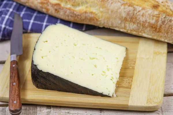 Queso Francés Tomillo Negro Los Pirineos — Foto de Stock