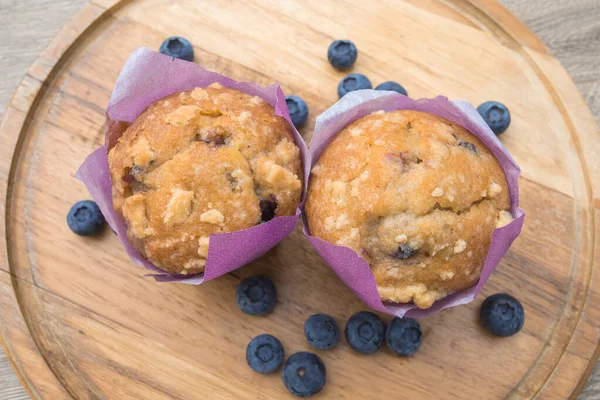 Blåbärsmuffins Ett Bord — Stockfoto