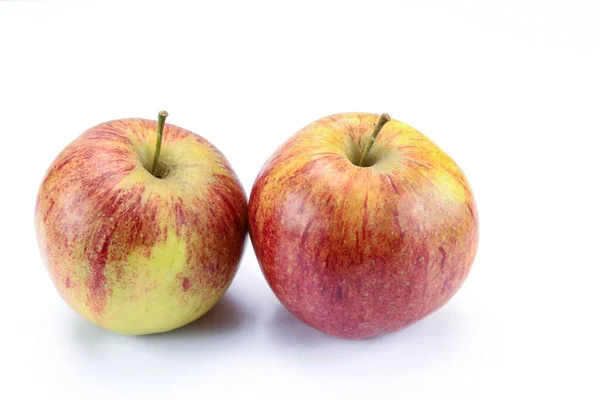 Manzana Roja Sobre Fondo Blanco —  Fotos de Stock