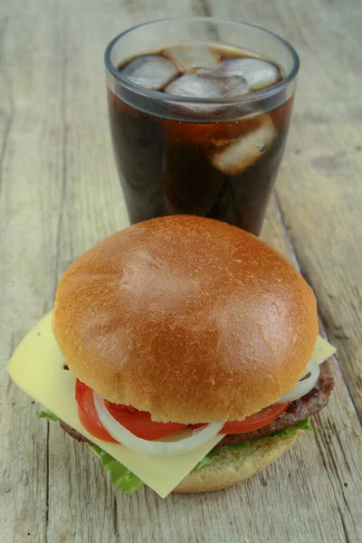 Hambúrguer Com Refrigerante Guardanapo — Fotografia de Stock