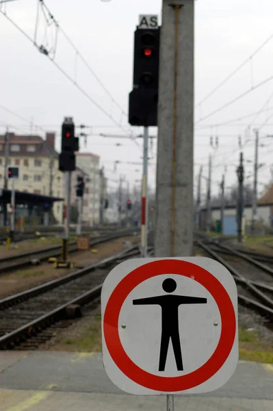 Não Entrar Nenhum Sinal Invasão Uma Estação Ferroviária — Fotografia de Stock