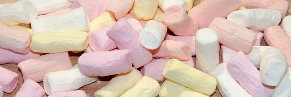 Multicolored Marshmallows Close Background White Yellow Pink — Stock Photo, Image