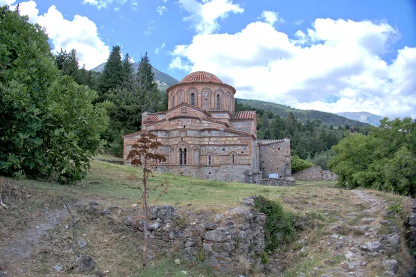 Ερείπια Της Παλαιάς Ελληνικής Ορθόδοξης Εκκλησίας Στο Μυστρά — Φωτογραφία Αρχείου