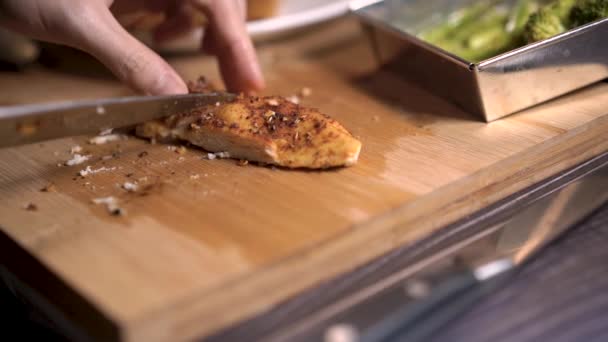 Slow Motion Close Female Hand Slicing Chicken Steak Wood Cutting — Stock Video