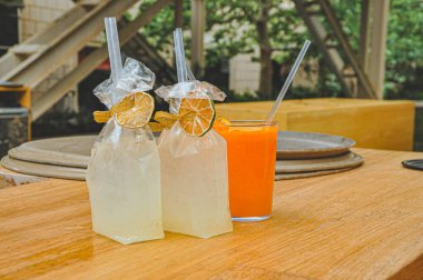 Portakal ve limon suyu