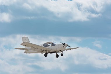Socata Rallye Uçak uçuyor