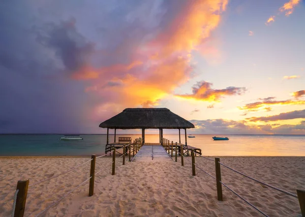 "Flic en Flac "puesta de sol en Mauricio —  Fotos de Stock