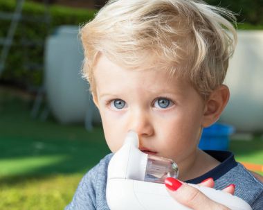 Anne bebek çocuk burun açık temizlik