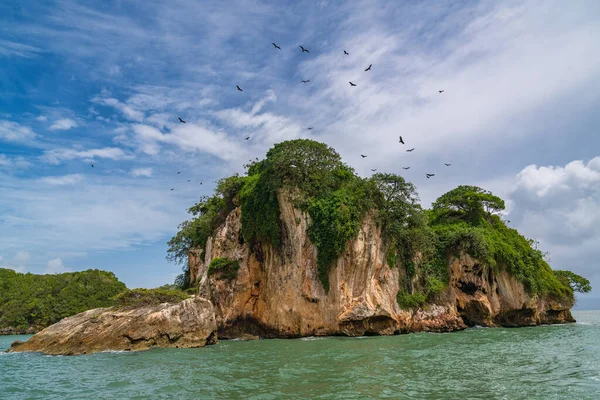 Parque Nacional Los Haitises vista paisagem — Fotografia de Stock