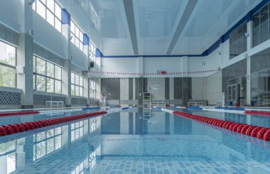 Kapalı Yüzme Havuz.