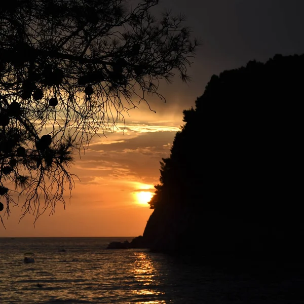 Vista Incrível Pôr Sol Verão Praia Petrovac Montenegro — Fotografia de Stock