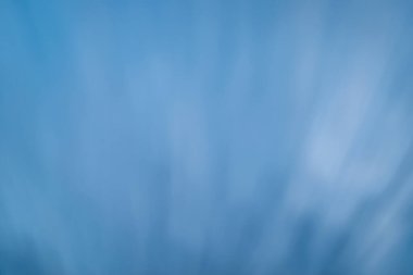 Yazın gökyüzü bulutlu olur