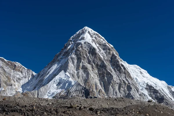 CIn en yüksek Dağı, Everest bölgesi — Stok fotoğraf