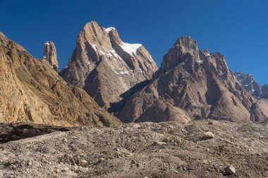 Trango kule cliff ve katedral kule, K2 trek, Skardu, Gilgit, P