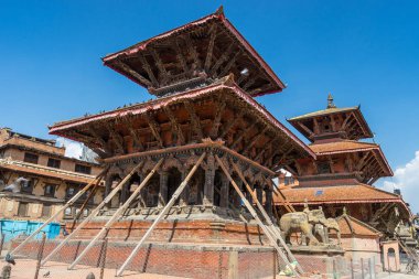 Patan dubar kare, Kathmand, Vishwanath Tapınağı yeniden yapılanma