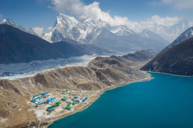 Beautiful landscape of Gokyo village and lake, Everest region, N clipart