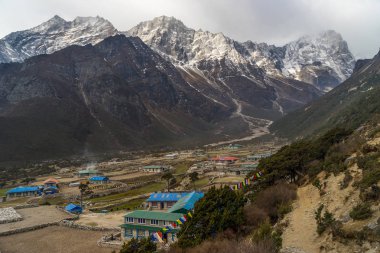 Thame köyde bir sabah, Everest bölgesi, Nepal
