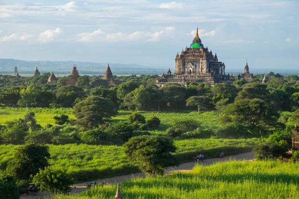 Hogy Byin Nyu pagodák Bagan ősi város után földrengés, Ma — Stock Fotó