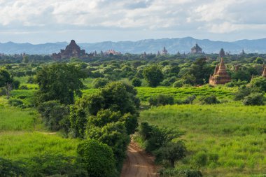 Bagan antik kent, Mandalay, Myanmar pagodadan alanında