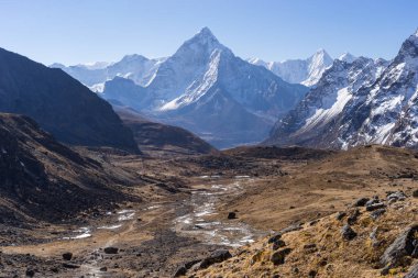 Ama Dablam dağ tepe bir sabah, Everest bölgesi, Nepal