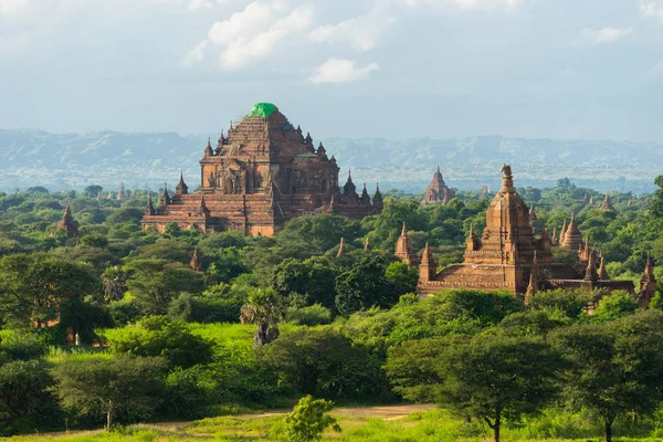 Sulamani templet återuppbyggnaden efter jordbävningen, Bagan antika c — Stockfoto