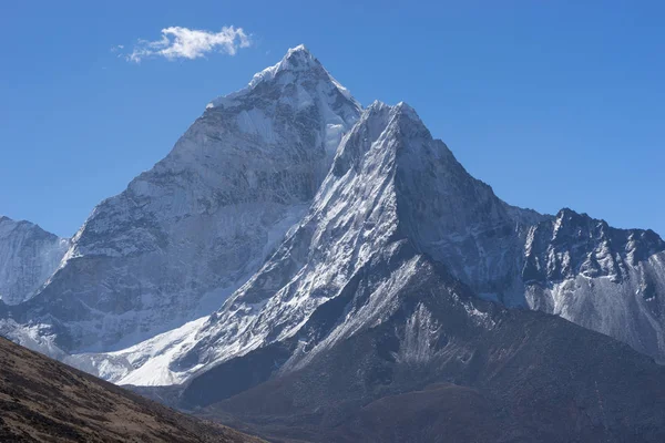 Ama Dablam dağ tepe, Everest bölgesi, Nepal