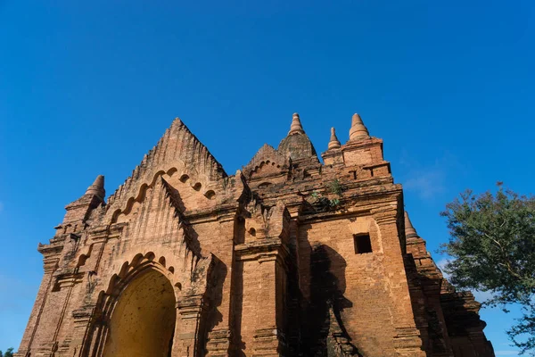 Gamla tempel i Bagan antika staden, Mandalay, Myanmar — Stockfoto