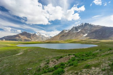 Penzi la küçük gölde geçmek, Zanskar vadi, Jammu Keşmir, Indi