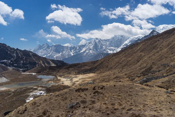 Cordillera del Himalaya paisaje, Región del Everest, Nepal — Foto de Stock