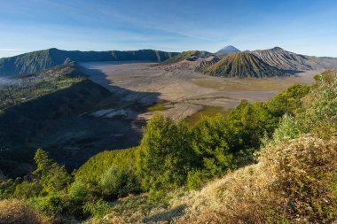 Manzara Bromo, Batok ve Semeru volkan Dağı, Doğu Jav