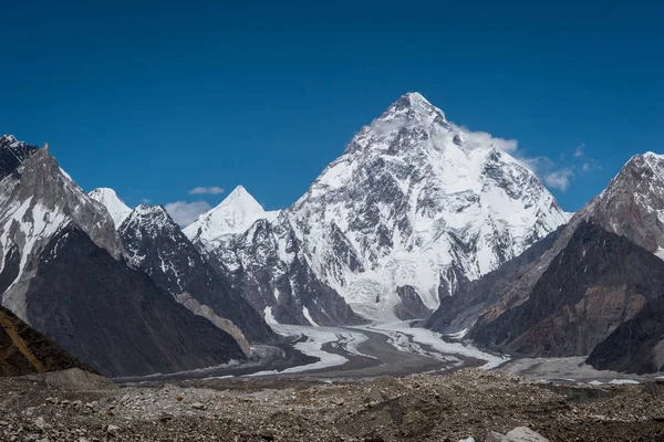 K2-hegy csúcsa, a második legmagasabb hegy a világon, K2 trek, — Stock Fotó