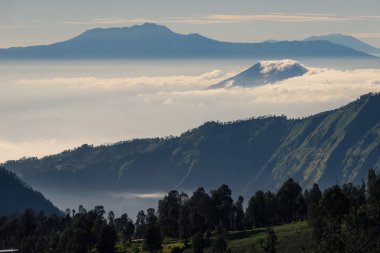 Güzel dağlar manzara Bromo aktif yanardağ dağ, 