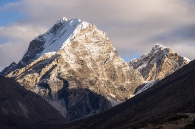 Lobuche Doğu dağ tepe Everest bölgesinde, Nepal