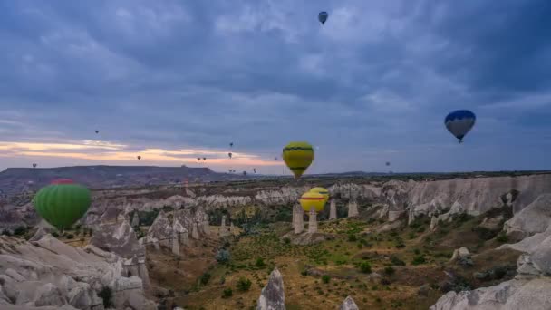 Heißluftballons Kappadokien Morgensonnenaufgang Region Zentralanatolien Türkei — Stockvideo